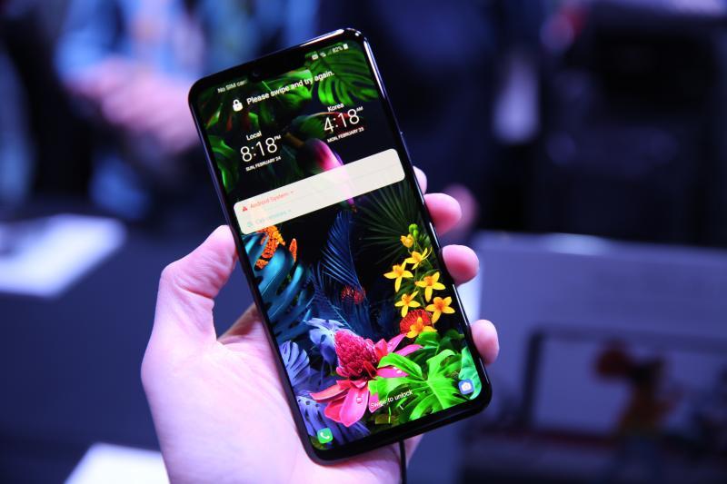 LG G8 手機,台灣上市資訊尚未公開。(圖/記者黃敬淳攝)