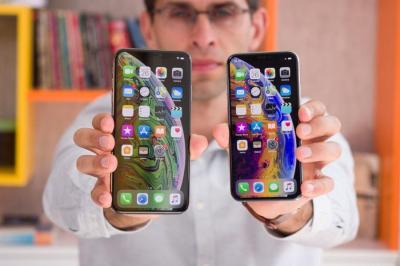 不用等 iPhone SE 2 了?分析師爆:明年蘋果推「旗艦小手機」 不用等 iPhone SE 2 了?分析師爆:明年蘋果推「旗艦小手機」