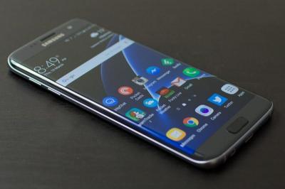 Galaxy S7、S7 Edge 快要「被塑膠」?外媒曝:三星將停止例行安全更新 Galaxy S7、S7 Edge 快要「被塑膠」?外媒曝:三星將停止例行安全更新