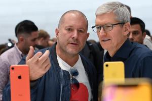 蘋果首席傳奇設計師 Jony Ive 宣布離職,將自立門戶!第一個客戶是它 蘋果首席傳奇設計師 Jony Ive 宣布離職,將自立門戶!第一個客戶是它