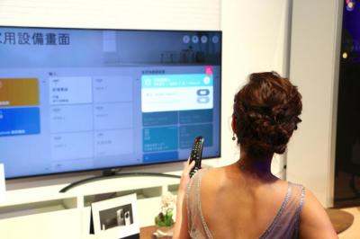LG 三款 OLED 4K 智慧電視登台!可操控家電、還能回 LINE 訊息 LG 三款 OLED 4K 智慧電視登台!可操控家電、還能回 LINE 訊息
