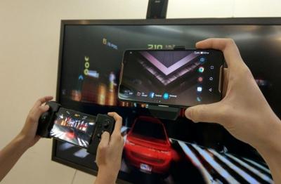華碩新旗艦 4 大新規格勝 ZenFone 6!實機照曝光了 華碩新旗艦 4 大新規格勝 ZenFone 6!實機照曝光了