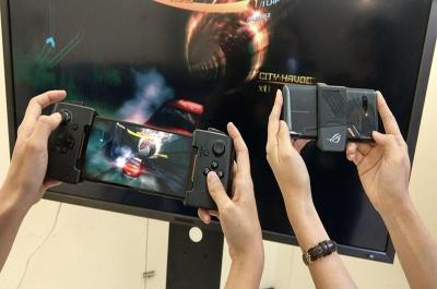 S10+ 都輸了、性能最強 Android 手機換它!華碩新旗艦跑分曝光 S10+ 都輸了、性能最強 Android 手機換它!華碩新旗艦跑分曝光