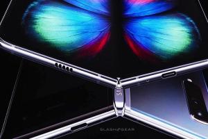 三星摺疊機 Galaxy Fold 修好了!傳上市日期是這一天 三星摺疊機 Galaxy Fold 修好了!傳上市日期是這一天