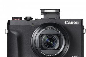 VLOG 專用機 8 月登台!Canon 將推兩款 PowerShot 新相機 VLOG 專用機 8 月登台!Canon 將推兩款 PowerShot 新相機