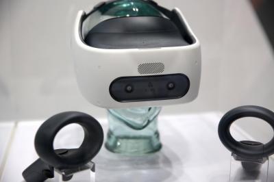 HTC 不只手機受挫?調查稱 VR 頭戴這項優勢也被超越 HTC 不只手機受挫?調查稱 VR 頭戴這項優勢也被超越