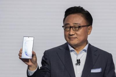 三星新旗艦 Note 10 正式亮相!S Pen 升級變身「魔法筆」 三星新旗艦 Note 10 正式亮相!S Pen 升級變身「魔法筆」