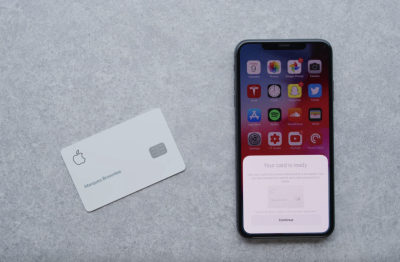 Apple Card 質感超驚豔!落地聲響被網友笑稱:可以當風鈴了 Apple Card 質感超驚豔!落地聲響被網友笑稱:可以當風鈴了