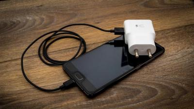 Android 手機傳耗電異常災情!外媒曝可能原因與它有關 Android 手機傳耗電異常災情!外媒曝可能原因與它有關