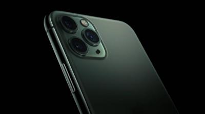 蘋果附贈快充不吝嗇了!2 款新 iPhone 正式捨棄豆腐頭 蘋果附贈快充不吝嗇了!2 款新 iPhone 正式捨棄豆腐頭