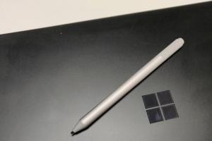 終於不用換電池!傳微軟新款 Surface Pen 改用無線充電 終於不用換電池!傳微軟新款 Surface Pen 改用無線充電