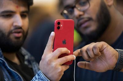 外媒勸你別急著換機!iPhone 11 動搖了「 兩年一換」的潛規則 外媒勸你別急著換機!iPhone 11 動搖了「 兩年一換」的潛規則