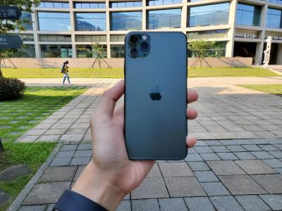 只有「它」賣贏 iPhone 11!日本最暢銷手機是 2 年前舊旗艦 只有「它」賣贏 iPhone 11!日本最暢銷手機是 2 年前舊旗艦