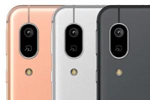 充飽電可以用一週!夏普在日推出Android One 系統 S7 新機 充飽電可以用一週!夏普在日推出Android One 系統 S7 新機