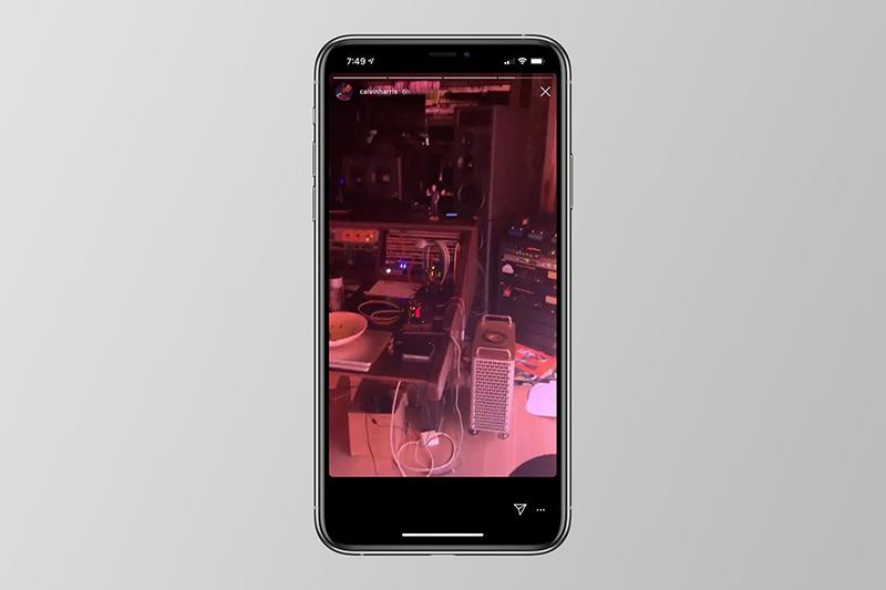 仔細觀察,凱文.哈里斯的 Mac Pro 2019 是不帶輪子的版本。(圖片來源/9to5Mac)