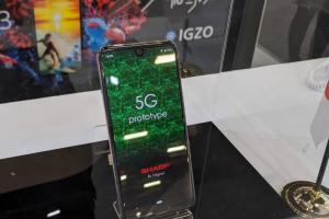 直擊夏普 5G 手機！僅 141g 超輕旗艦 AQUOS Zero 2 也同台登場