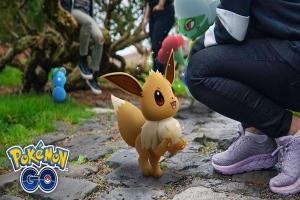 這樣才算收服！《Pokémon GO》新功能讓皮卡丘真的跟在你身後