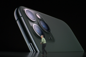 揭秘 iPhone 11 Pro「夜幕綠」幕後功臣!庫克稱技術世界第一 揭秘 iPhone 11 Pro「夜幕綠」幕後功臣!庫克稱技術世界第一