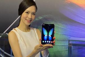 誰說 7 萬元手機沒人買?三星高層透露 Galaxy Fold 實際銷量 誰說 7 萬元手機沒人買?三星高層透露 Galaxy Fold 實際銷量