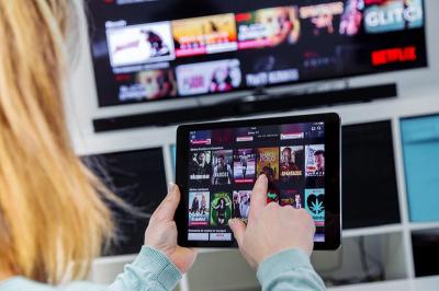 年假用手機看片該怎麼選?這 3 款追劇 App 超實用 年假用手機看片該怎麼選?這 3 款追劇 App 超實用