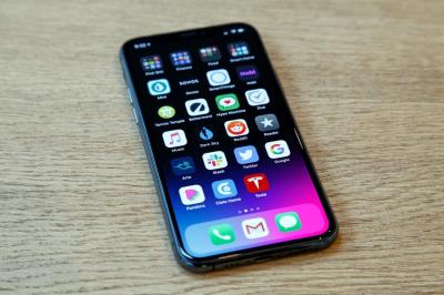 iOS 14 運行畫面首曝光!iPhone 切換 App 不用再滑半天了 iOS 14 運行畫面首曝光!iPhone 切換 App 不用再滑半天了