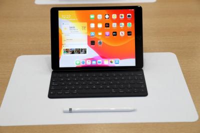 蘋果也有 Surface 了?傳推新鍵盤讓 iPad 徹底「筆電化」 蘋果也有 Surface 了?傳推新鍵盤讓 iPad 徹底「筆電化」