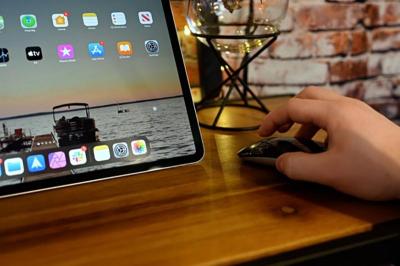 新 iPad Pro 搭配滑鼠、觸控板好用嗎?外媒搶先實測告訴你 新 iPad Pro 搭配滑鼠、觸控板好用嗎?外媒搶先實測告訴你