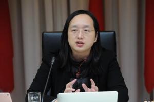 不能用 Zoom 該換哪一款?唐鳳回覆點名 3 款視訊軟體 不能用 Zoom 該換哪一款?唐鳳回覆點名 3 款視訊軟體