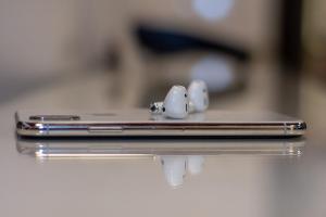 蘋果 4 款新 AirPods 耳機上市時間曝光！最快今年就有高階版