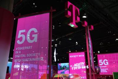 5G 還沒普及就有價格戰了?新機給 5G + 120Hz 螢幕卻不用台幣 9 千 5G 還沒普及就有價格戰了?新機給 5G + 120Hz 螢幕卻不用台幣 9 千