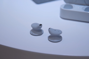 微軟無線耳機 Surface Earbuds 即將開賣？現身 FCC 認證網站