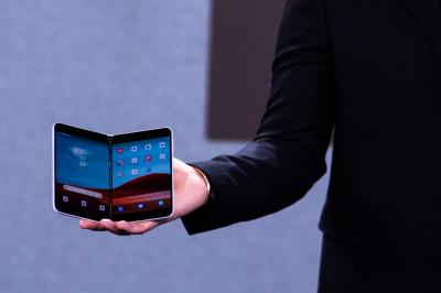 沿用去年處理器?微軟首款Android 雙螢幕新機重點規格遭外媒曝光 沿用去年處理器?微軟首款Android 雙螢幕新機重點規格遭外媒曝光