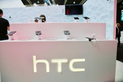 四鏡頭 + 髮絲紋背蓋?HTC 今年新機完整外型曝光 四鏡頭 + 髮絲紋背蓋?HTC 今年新機完整外型曝光