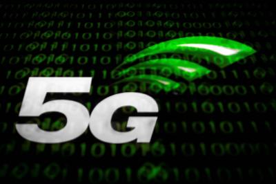 首波 5G 資費比一比！中華電信、台灣大哥大誰最划算？