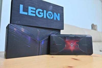 與 ROG 拚規格!開箱聯想 5G 旗艦電競手機 Legion Phone 與 ROG 拚規格!開箱聯想 5G 旗艦電競手機 Legion Phone