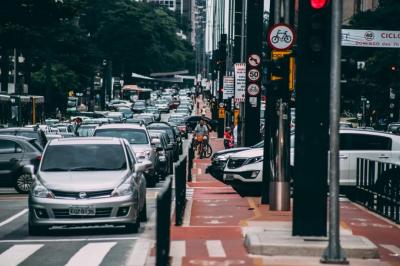 Google Maps 官方大解密!如何運用 AI 找出不塞車的路線? Google Maps 官方大解密!如何運用 AI 找出不塞車的路線?
