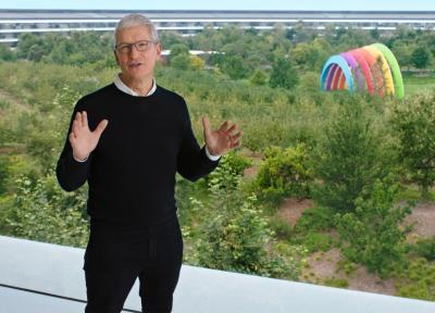 iPhone 缺席了!蘋果發表會正式亮相新款 Apple Watch、iPad iPhone 缺席了!蘋果發表會正式亮相新款 Apple Watch、iPad