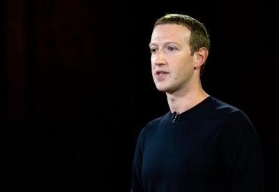挺 iPhone 還是 Android 手機?FB 祖克柏「參戰」 挺 iPhone 還是 Android 手機?FB 祖克柏「參戰」