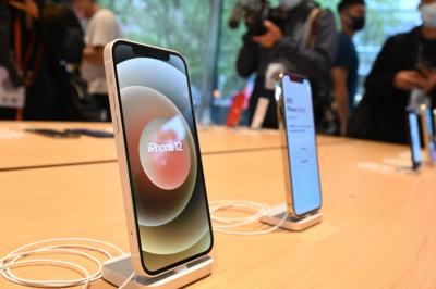 為了 iPhone 12、12 Pro 升級 5G 網路?果粉看法不一 為了 iPhone 12、12 Pro 升級 5G 網路?果粉看法不一