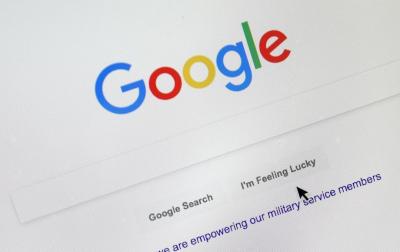 熟悉的 Google 要「變黑」了!Google 搜尋測試深色模式 熟悉的 Google 要「變黑」了!Google 搜尋測試深色模式