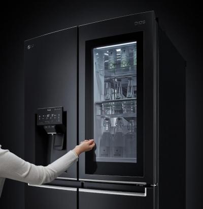 LG 發表 CES 家電新品!新一代「敲敲看」冰箱、集塵充電座登場 LG 發表 CES 家電新品!新一代「敲敲看」冰箱、集塵充電座登場