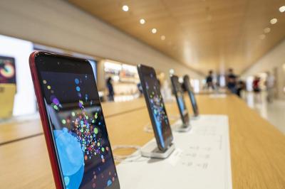 傳iPhone 13 將換上高更新率OLED螢幕!外媒爆料三星已啟動生產線 傳iPhone 13 將換上高更新率OLED螢幕!外媒爆料三星已啟動生產線