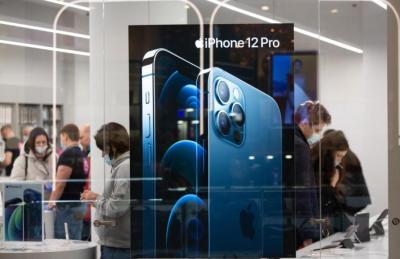 新一代iPhone 13 夢幻新色渲染圖曝光!分析師爆料全系列內建1TB 新一代iPhone 13 夢幻新色渲染圖曝光!分析師爆料全系列內建1TB