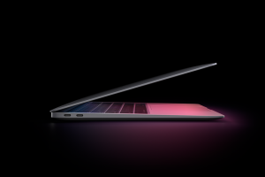 蘋果內部郵件曝光！賈伯斯曾想開發 15 吋的 MacBook Air