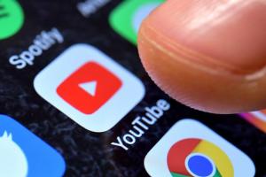 果粉等到了！iOS 版 YouTube App 終於支援「子母畫面」模式