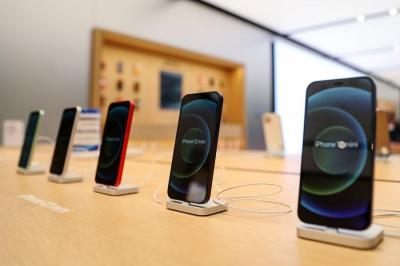 新iPhone 13全系列模型機最新曝光!重量級爆料客:吸睛亮點在機背 新iPhone 13全系列模型機最新曝光!重量級爆料客:吸睛亮點在機背