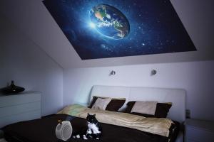 16W 大喇叭！BenQ 全新 GV30 微型投影機挑戰「業界最大聲」