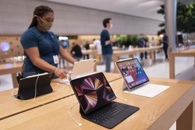 iPad 成平板霸主!研調估單季橫掃市場 3 成市佔 iPad 成平板霸主!研調估單季橫掃市場 3 成市佔