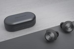 Bang & Olufsen 首款降噪耳機上市!六麥克風確保通話清晰 Bang & Olufsen 首款降噪耳機上市!六麥克風確保通話清晰