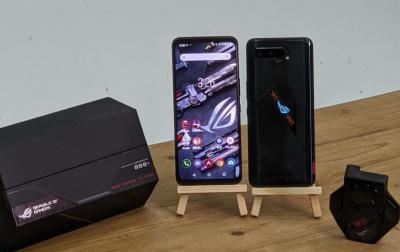 影/值得升級嗎?華碩電競機皇ROG Phone 5s Pro 開箱 3大重點實測 影/值得升級嗎?華碩電競機皇ROG Phone 5s Pro 開箱 3大重點實測